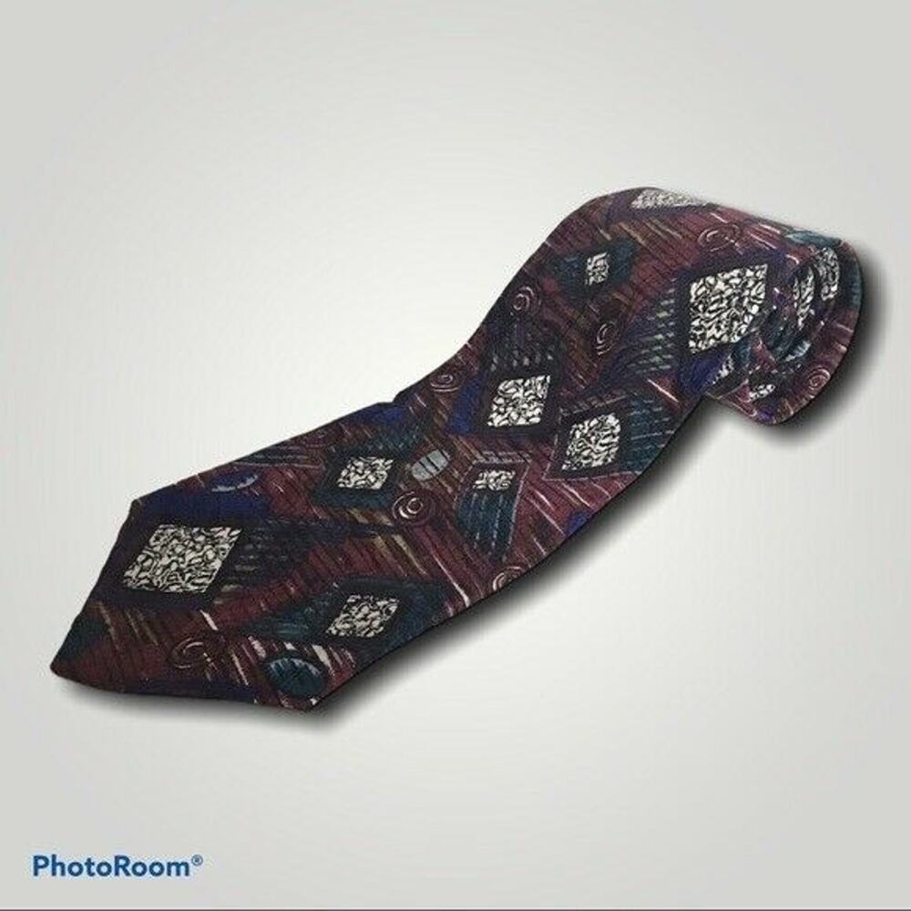 Martin Wong Vintage 100% Silk Neck Tie Napa California Geometric Office Suit